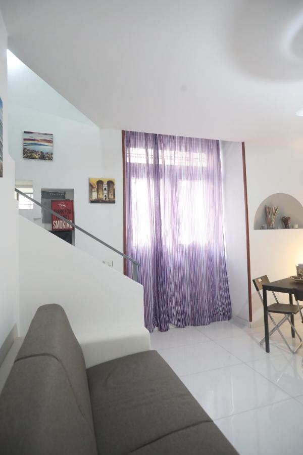 Apartamento L'Antico Borgo Angioino Nápoles Exterior foto